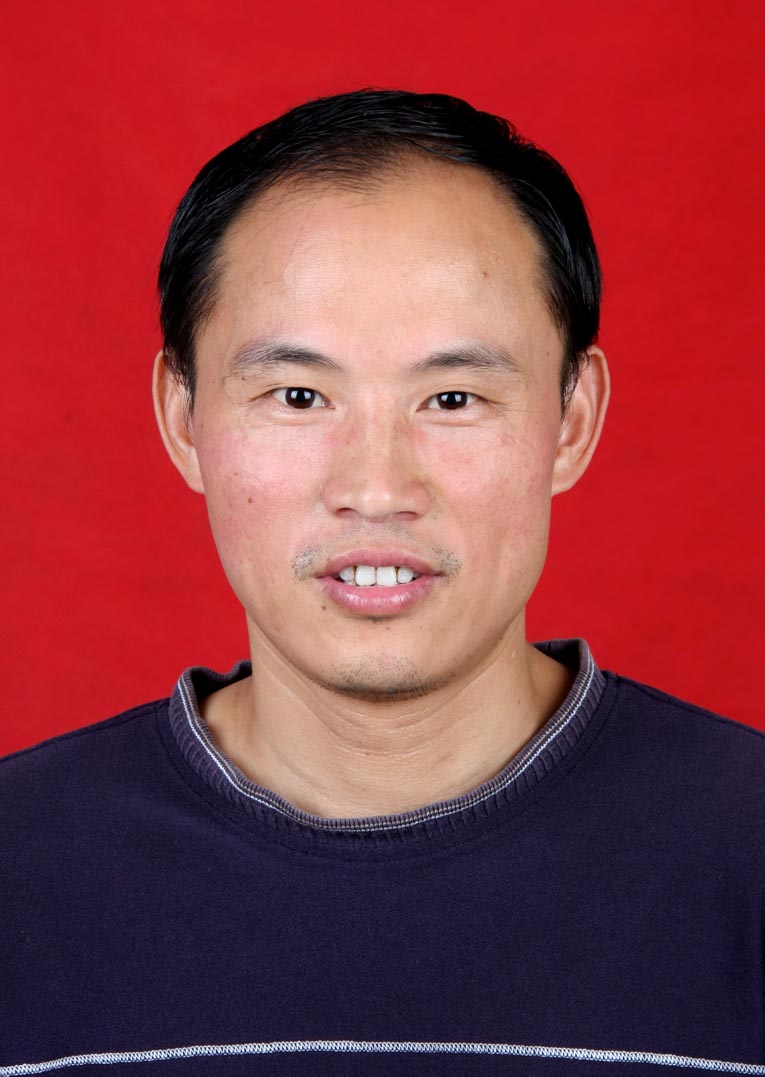 李强